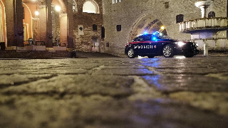 Inseguimento notturno a Fabriano: tre arresti per il furto di una e-bike